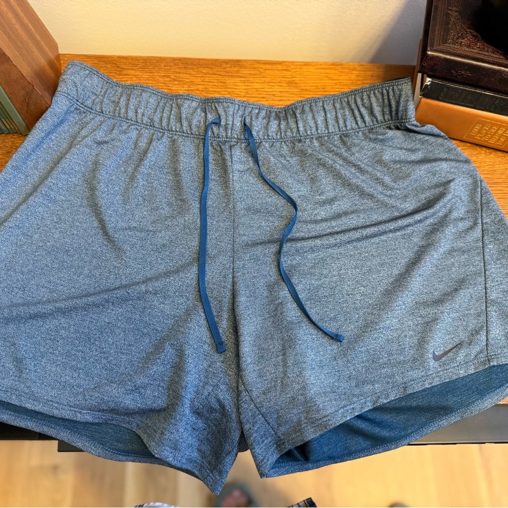 Nike Women's Dri-fit Attack 2.0 Tr5 Shorts- Valerian Blue- Large